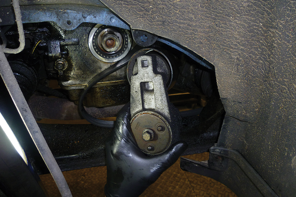 Crankshaft oil seal was a simple job through the inner wing access panel.