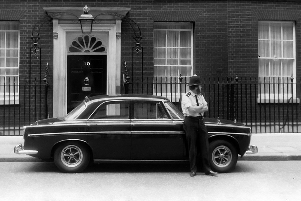 ROVER P5 RESCUE - Classics World