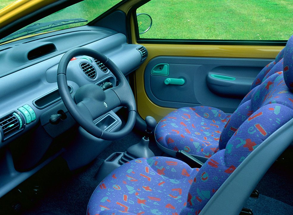 Renault Twingo - a cool, small city car from the 90s! 