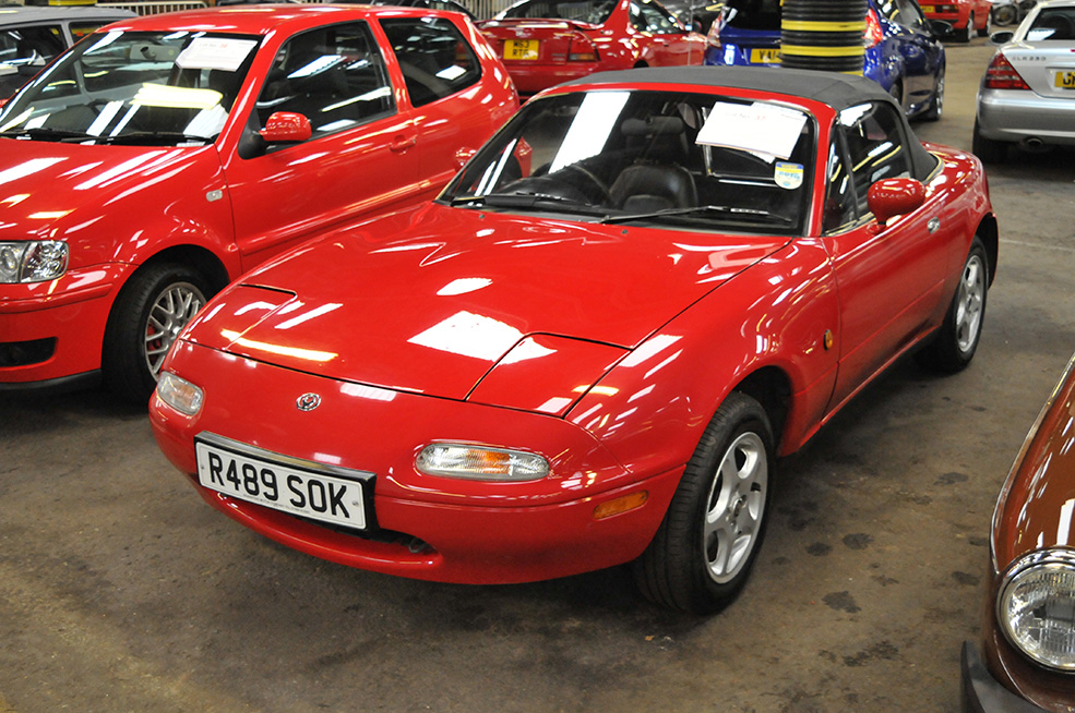 Brightwells Auctions Modern CLassics