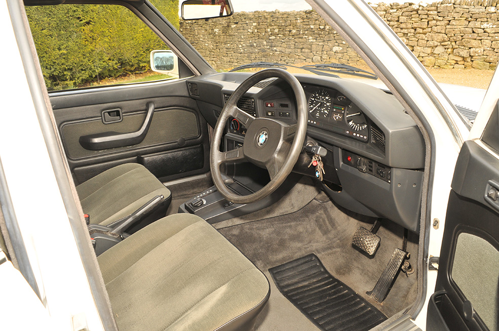 1986 BMW 525e