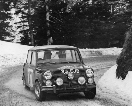 PADDY HOPKIRK TO APPEAR AT CLASSICS & SUPERCAR SHOW