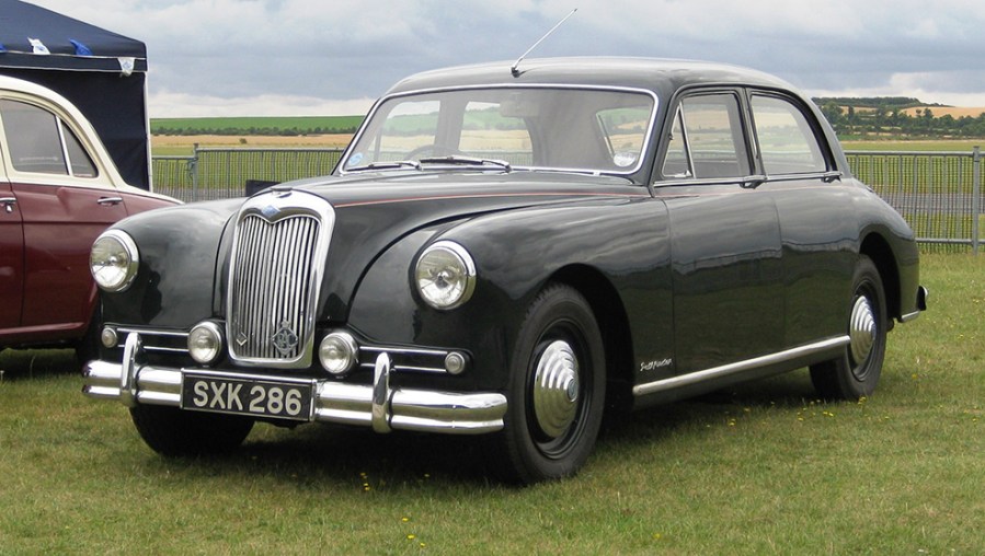 Riley Pathfinder - Charles01 via Wikimedia Commons https://creativecommons.org/licenses/by-sa/3.0/deed.en