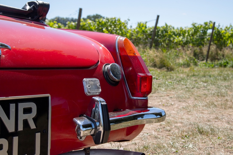 BEST 10 TIPS FOR GETTING YOUR CLASSIC CAR READY FOR SUMMER
