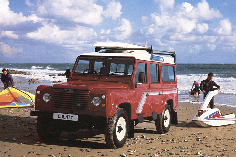 LAND ROVER COUNTY 12-SEATER