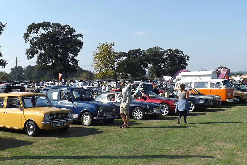 A great and varied turn-out of classics helped to further light up a gloriously sunny Classic and Sports Cars by the Lake.