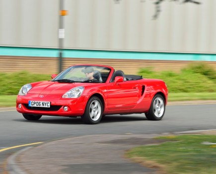 Modern classic roadsters