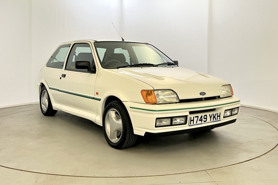 The star of the sale had to be this immaculate 1991 Fiesta RS Turbo. A one-owner car showing just 47,000 miles, it remained very original and was expected to command £10,000-£15,000, but soared to a sale price of £24,725 – almost a new record.