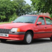 A two-owner car, this 1988 Vauxhall Astra SRi was put into storage in 1993 but had recently been restored with a host of new panels. A modest estimate of just £1000-£2000 was evidently very alluring, as it went on to be hammered away for £3600.