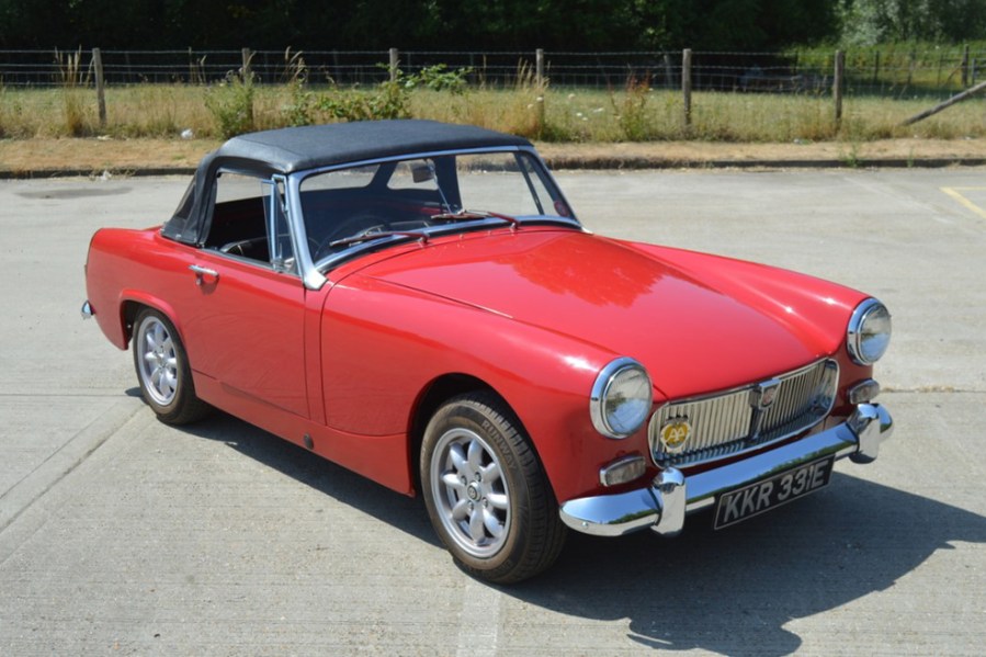 Very pretty in red and sat on Minilite-style wheels, this 1967 MG Midget 1275 has been with its current keeper since 1997. It’s expected to change hands for £6000-£7000.
