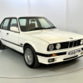 Notable for its low mileage of 57,000 and a Crimson Red leather interior, this four-door 1990 BMW 325i automatic looked to be very clean throughout. It didn’t have a current MoT, but that didn’t stop it selling for £12,500.