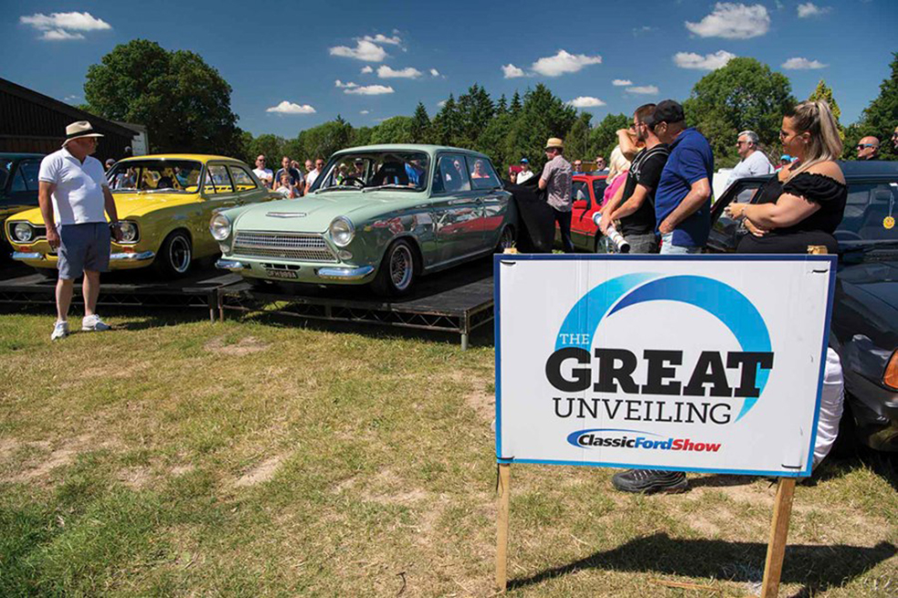 Enter the 2024 Great Unveiling at the Classic Ford Show Classics World