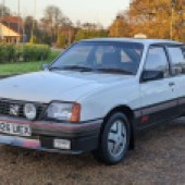 Another of the no-reserve entries was this 1985 Vauxhall Cavalier Mk2 SRi. With the same owner since 1989 and showing a mere 64,360 miles, the recently recommissioned example changed hands for £10,044.