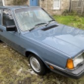 The auctioneer flags Lot 21 as “perfect for the Hagerty Festival of the Unexceptional.” With a recorded mileage of just 16,000, this 1987 DL model boasts a dateless number plate and is understood to have been family owned until 2018. Just £3000-£4000 could secure it.