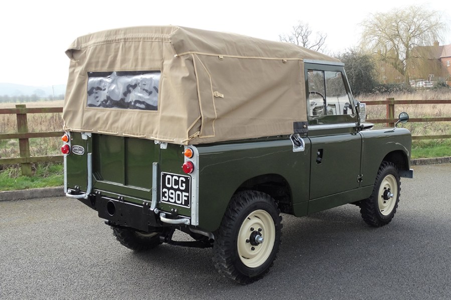 land rover series 3 road trip