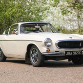 This California White 1970 Volvo 1800E was fitted with electronic and variable power steering, overdrive and a rare sunroof with sunshade. It easily exceeded its pre-sale estimate of £25,000-£30,000, selling for an impressive £38,250.