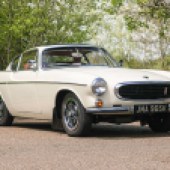 This California White 1970 Volvo 1800E was fitted with electronic and variable power steering, overdrive and a rare sunroof with sunshade. It easily exceeded its pre-sale estimate of £25,000-£30,000, selling for an impressive £38,250.
