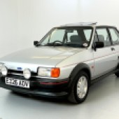 This superb Strato Silver Ford Fiesta XR2 was a former award winner that WB & Sons reckoned was easily the most original XR2 available. In stunning condition, the 1987 example came with two sets of wheels and sold right at the top of its estimate for £19,464.