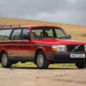 This 1991 Volvo 240 featured on TV’s Wheeler Dealers and is believed to be one of around 300 run-out Torslanda models remaining. This one underwent restoration work for the show and is offered with no reserve – it could be yours for its lower estimate of £4000.