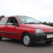 The sale includes several 1990s cars, and this Mk1 Clio 1.2 RL Versailles is one of them. The 1997 example has been cherished and has covered a mere 58,931 miles. At an estimated £1000-£1500, it could make for a bargain-priced starter classic.
