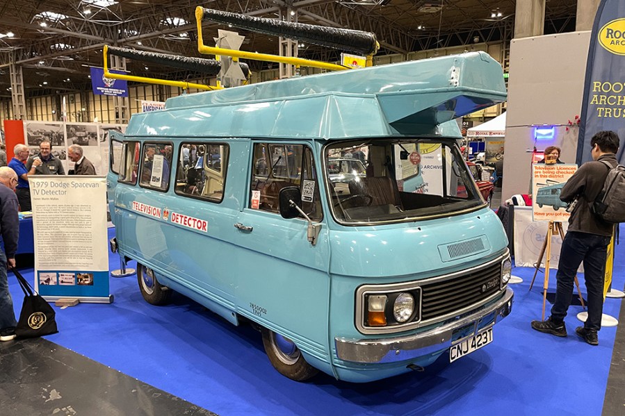 No, it’s not a car but it is fascinating… Dodge Spacevan TV detector van still had the original triangulation equipment inside. Owner Martin Maltas has completely restored the vehicle since acquiring it back in 2004