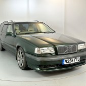 This 1996 Volvo 850 R Estate was arguably in the perfect spec, resplendent in Dark Olive Pearl with a contrasting cream half-leather interior. Originally a Japanese-market car, its mint condition and 89,000 miles saw it nudge its upper estimate to sell for £7902.