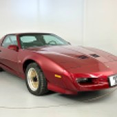 WB always manages to provide a few American offerings, and this time the highlight is this 1992 Pontiac Firebird. It looks tidy and supposedly has just 39,000 kilometres on its 5.0-litre V8. It’ll need an MoT test, but a £3500-£4500 guide price looks mighty tempting.
