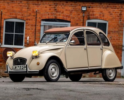 This 1975 Citroën 2CV6 Club was owned by a 2CV die-hard who ensured it was as original as possible, although it benefits from a galvanised chassis, replacement floors and a new bulkhead to ensure solidity to go with the charming patina. All of which earns it an £8000-£12,000 estimate.