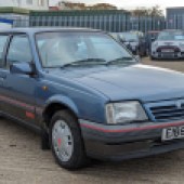 This 1988 Vauxhall Cavalier SRi had only had one owner from new, but had been dry-stored due to a fuel leak. Offered with no reserve, its last MoT expired in 2006, but that didn’t stop it selling for an impressive £7236.