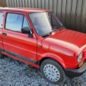 Everyone in the Classics World office was charmed by this right-hand drive UK-market 1990 Fiat 126 – a later water-cooled Bis model. Sporting a fresh MoT, it sold mid-estimate for £2750.
