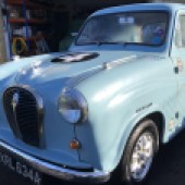 Fitted with a 948cc engine, this 1957 Austin A35 sports Minilite-style wheels and is stickered up as a homeage to the iconic Popular Peanut racer. The £1000–1500 estimate looks extremely good value, especially considering numerous spare parts included.