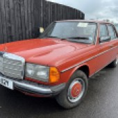 W123-owning Dep Ed Joe watched this one with interest; this 1983 Mercedes 230E looked honest with 189,000 recorded miles, was only with its second owner and sold for a bargainous £1100.