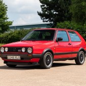 This 1989 VW Golf GTI Mk2 16V looked extremely tidy despite its 150,000 miles, thanks in part to recently refurbished BBS wheels. Arguably the perfect Mk2 GTI spec, it found a new home for £8008