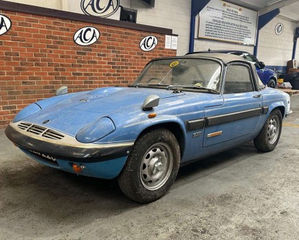 Clad in period accessories, this 1969 Lotus Elan Coupe had been taken off the road in 1991 when its owner bought a new M100 model. It required restoration, but easily beat its £10,000–12,000 estimate to make £17,280