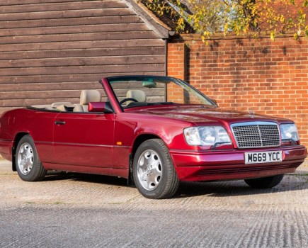 This 1994 Mercedes E220 Cabriolet is a late facelift ‘A124’, and looks stunning in Almandine Red metallic with Mushroom leather trim and polished eight-hole wheels. Described as “one of the finest available,” this classy cabriolet could be yours for an estimated £16,000–20,000