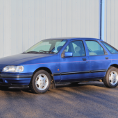 With just 67,000 warranted miles on the clock, this 1992 Ford Sierra is an excellent example of the Azura runout limited edition. With extensive original paperwork and just two former keepers, it’s guided at £3700–4700