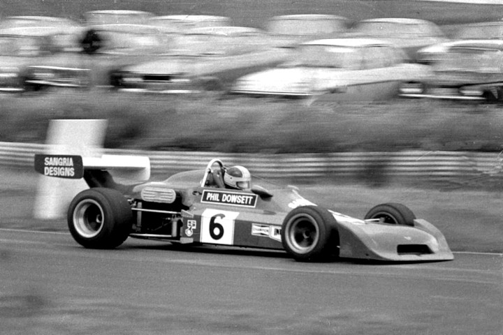 Single seater race cars at Knockhill