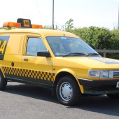 Joining a contemporary Astra BT van in the sale is this 1994 ex-AA Maestro 700L van. It’s been part of a collection since 2008 and retains all of its AA kit. At an estimated £7000-£8000 it’s perhaps not the cheapest commercial out there, but find another