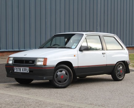 A tidy and unrestored example, this 1989 Vauxhall Nova SR proudly retains all of its original factory features, down its original head unit and rubber floor mats. It shows a mere 30,67 miles, and we’d expect it to better its £5000–£7000 guide price