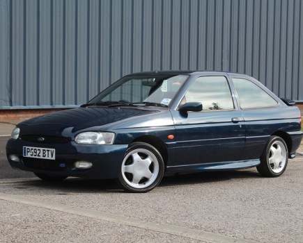 Presented in totally original specification, this rare 1996 Ford Escort RS 2000 Mk6 4x4 was loaded with factory goodies including Recaro seats and air conditioning. It was hammered away for £7350 against an estimate of £5000-£6000