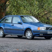 Another entry to be offered without reserve, this 1992 Volvo 440 looks to be a smart example of the 1.7-litre turbocharged model and shows a mere 38,500 miles. The automatic variant looks smart in metallic blue with contrasting grey velour trim, and is said to be very original