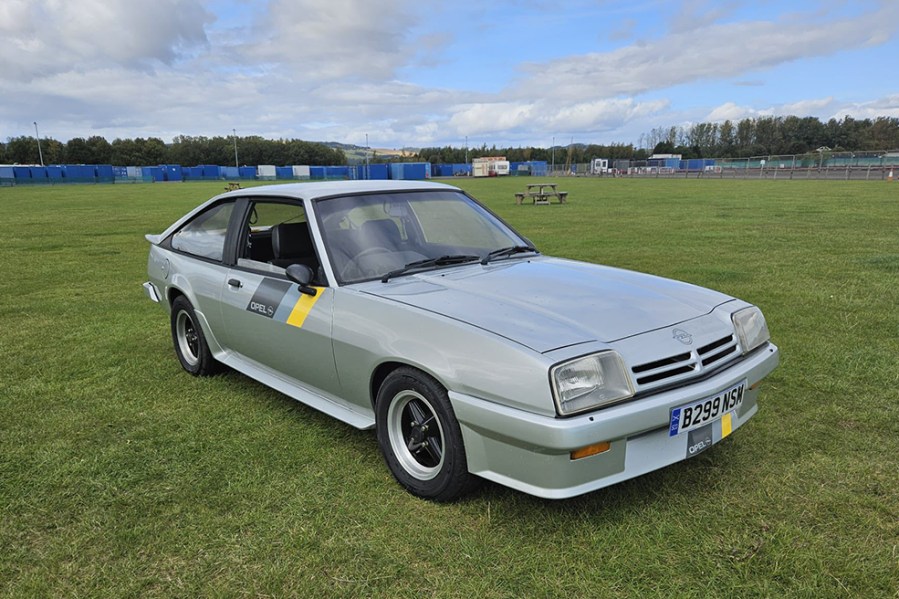 Looking smart in silver with motorsport-style graphics, this 1.8-litre Opel Manta Berlinetta showed a genuine 51,158 miles. The 1985 example was guided at £5750-£6500 but went to sell for an impressive £7847