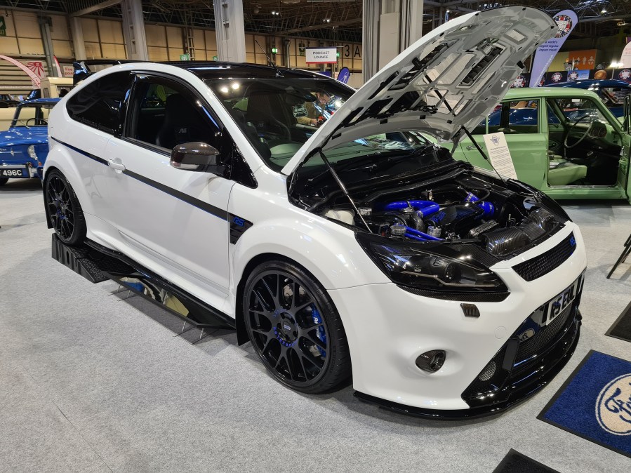Mark George bought a totally standard 2009 Focus RS after failing to find an Escort Cosworth, then spent years perfecting it. Health setbacks for both Mark and son Alex slowed the build, but the concours-winning 350bhp hatch is now back on the show scene and clinched a second-place finish