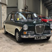 Originally Harvest Gold, this 1972 Wolseley 1300 and has been the subject of an excellent refurbishment by a Bentley and Rolls Royce specialist. It showed just 36,383 miles and looked to be in superb order throughout, leading to a £6450 sale price