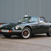 A TVR for an estimated £3000-£4000? Yes indeed, and it’s ready to go too. Finished in British Racing Green, this 290S S2 dates from 1990 and is accompanied by invoices totalling over £17,000. It’s one to use and enjoy, with scope for light improvement along the way