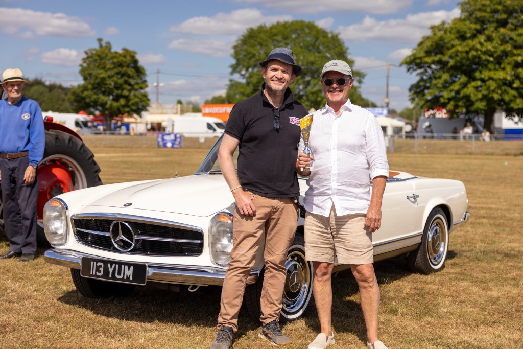 This gorgeous Pagoda Mercedes SL was brought to the show but a gentleman who lived down the road from the original show venue of Norman Park in Bromley. He won best one-make award, presented by our very own Phil Weeen