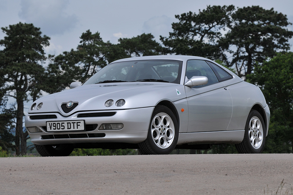 Alfa Romeo GTV