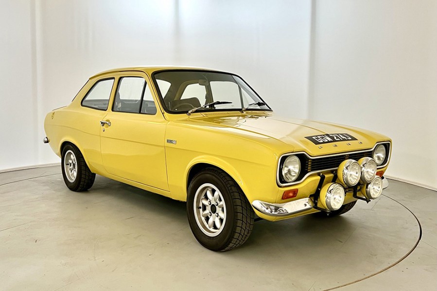 A Ford Escort Twin Cam in bright yellow with four big Cibies on the front was bound to reel people in, and so it proved. A well-known example with numerous upgrades, it sold at the top end of its guide price for £49,000.