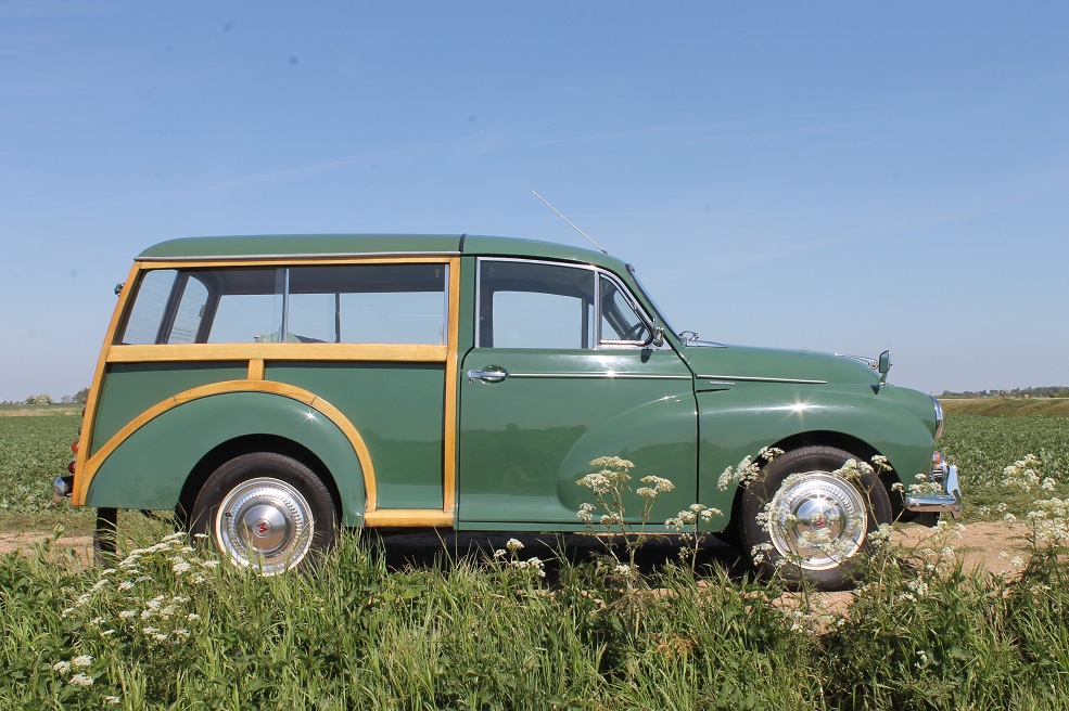 morris traveller roof