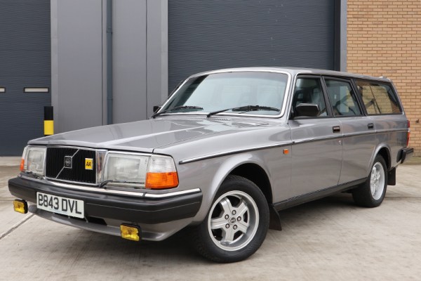 Volvo 240 header